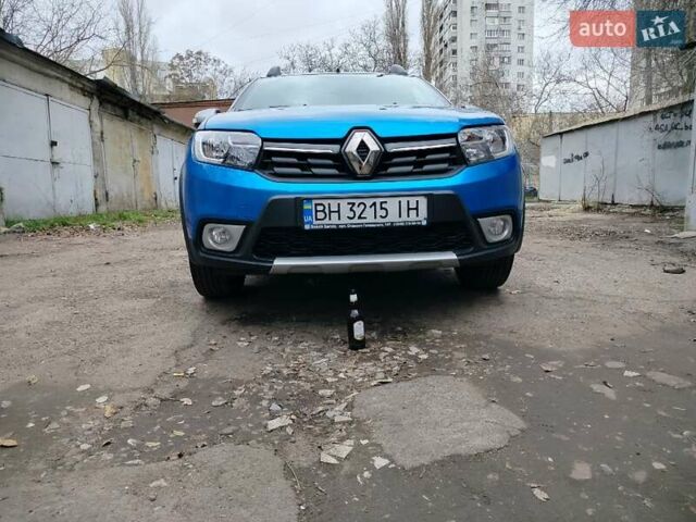 Синий Рено Сандеро СтэпВэй, объемом двигателя 0.9 л и пробегом 100 тыс. км за 7900 $, фото 17 на Automoto.ua