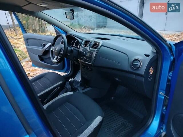 Синий Рено Сандеро СтэпВэй, объемом двигателя 0.9 л и пробегом 100 тыс. км за 7800 $, фото 8 на Automoto.ua