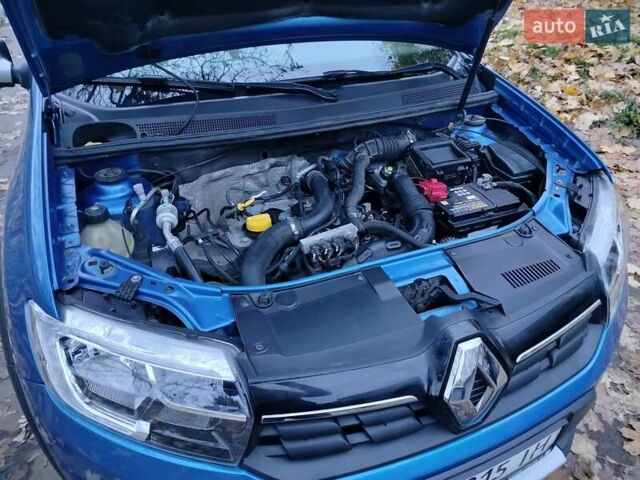 Синий Рено Сандеро СтэпВэй, объемом двигателя 0.9 л и пробегом 100 тыс. км за 9200 $, фото 19 на Automoto.ua