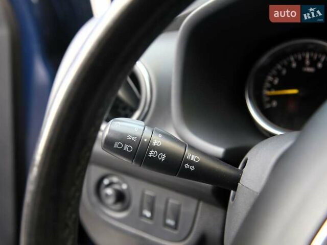 Синій Рено Сандеро СтепВей, об'ємом двигуна 1.46 л та пробігом 138 тис. км за 10200 $, фото 20 на Automoto.ua