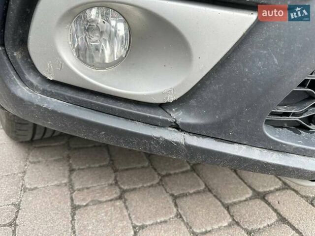 Синій Рено Сандеро СтепВей, об'ємом двигуна 0.9 л та пробігом 80 тис. км за 10500 $, фото 6 на Automoto.ua