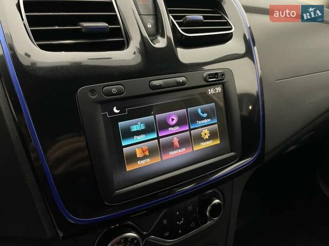 Рено Сандеро СтэпВэй 2020 в Киеве на Automoto.ua Синий Рено Сандеро СтэпВэй, объемом двигателя 0.9 л и пробегом 58 тыс. км за 11255 $, фото 13 на Automoto.ua