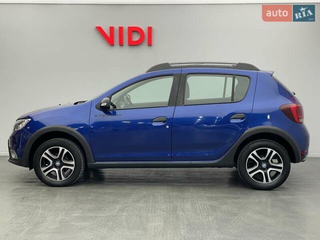 Рено Сандеро СтэпВэй 2020 в Киеве на Automoto.ua Синий Рено Сандеро СтэпВэй, объемом двигателя 0.9 л и пробегом 58 тыс. км за 11255 $, фото 2 на Automoto.ua