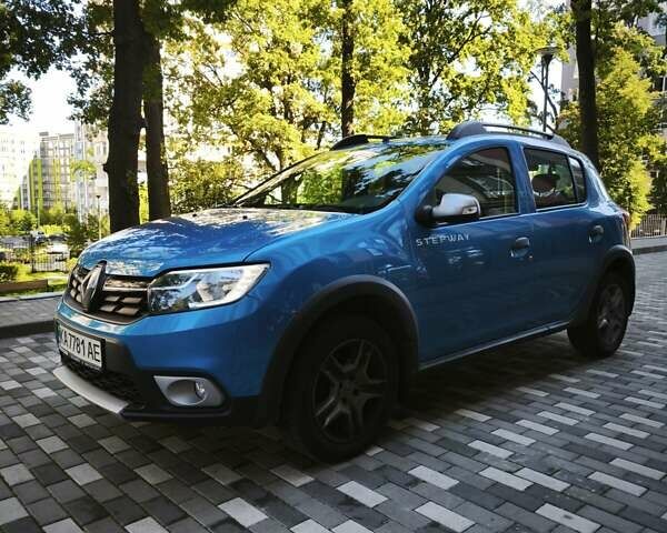Синій Рено Сандеро СтепВей, об'ємом двигуна 0.9 л та пробігом 102 тис. км за 9500 $, фото 10 на Automoto.ua
