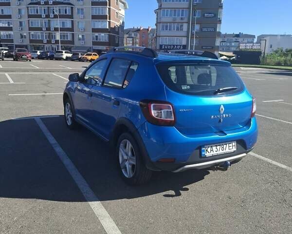 Рено Сандеро СтэпВэй 2013 в Киеве на Automoto.ua Синий Рено Сандеро СтэпВэй, объемом двигателя 1.5 л и пробегом 234 тыс. км за 6700 $, фото 10 на Automoto.ua
