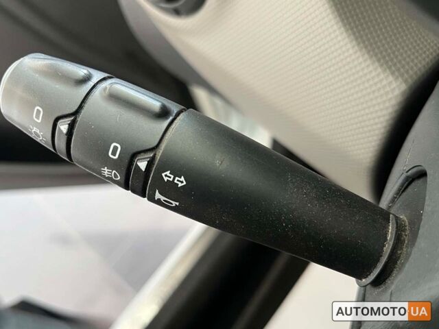 Белый Рено Сандеро, объемом двигателя 1.4 л и пробегом 146 тыс. км за 5550 $, фото 18 на Automoto.ua