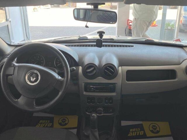 Белый Рено Сандеро, объемом двигателя 1.4 л и пробегом 150 тыс. км за 5550 $, фото 13 на Automoto.ua