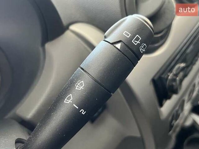 Белый Рено Сандеро, объемом двигателя 1.4 л и пробегом 150 тыс. км за 5550 $, фото 17 на Automoto.ua