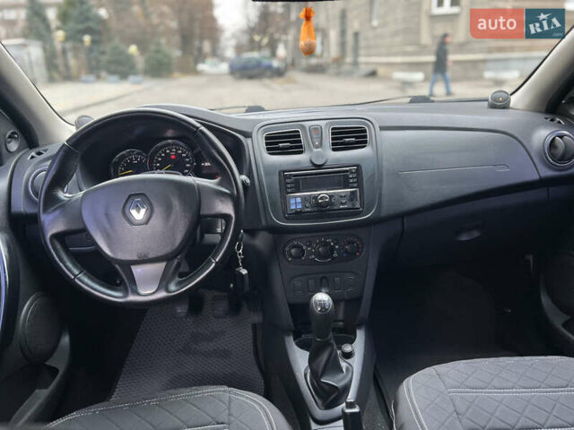 Белый Рено Сандеро, объемом двигателя 1.46 л и пробегом 312 тыс. км за 5300 $, фото 10 на Automoto.ua