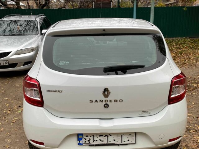 Білий Рено Сандеро, об'ємом двигуна 1.2 л та пробігом 113 тис. км за 5000 $, фото 3 на Automoto.ua