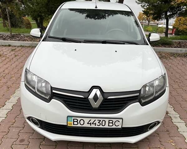 Білий Рено Сандеро, об'ємом двигуна 1.15 л та пробігом 167 тис. км за 5990 $, фото 10 на Automoto.ua