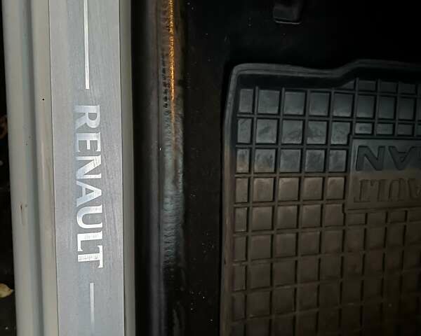 Білий Рено Сандеро, об'ємом двигуна 1.15 л та пробігом 167 тис. км за 5990 $, фото 26 на Automoto.ua