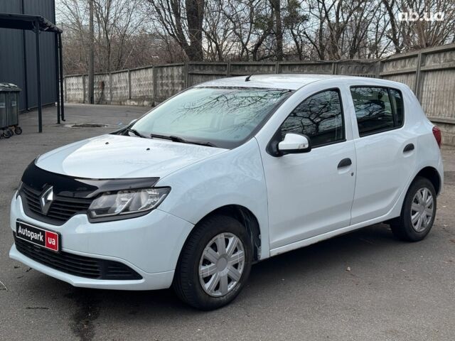 Белый Рено Сандеро, объемом двигателя 1.2 л и пробегом 152 тыс. км за 7290 $, фото 2 на Automoto.ua