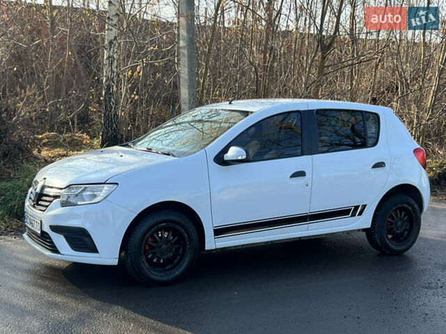 Білий Рено Сандеро, об'ємом двигуна 1.15 л та пробігом 281 тис. км за 4850 $, фото 11 на Automoto.ua