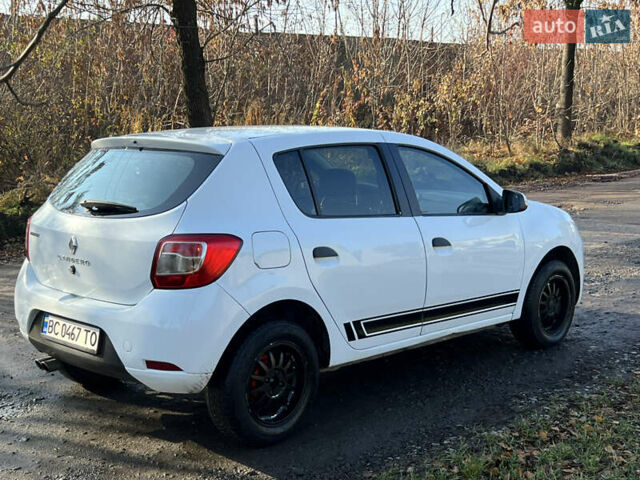 Білий Рено Сандеро, об'ємом двигуна 1.15 л та пробігом 281 тис. км за 4850 $, фото 3 на Automoto.ua