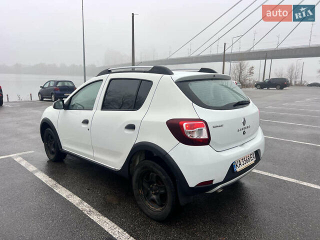 Белый Рено Сандеро, объемом двигателя 1.46 л и пробегом 166 тыс. км за 6700 $, фото 5 на Automoto.ua