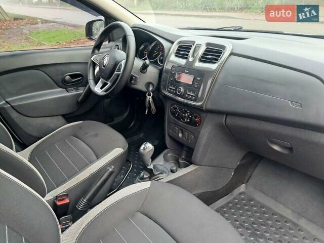 Білий Рено Сандеро, об'ємом двигуна 0.9 л та пробігом 135 тис. км за 8700 $, фото 13 на Automoto.ua
