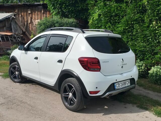 Білий Рено Сандеро, об'ємом двигуна 1.5 л та пробігом 107 тис. км за 11600 $, фото 4 на Automoto.ua