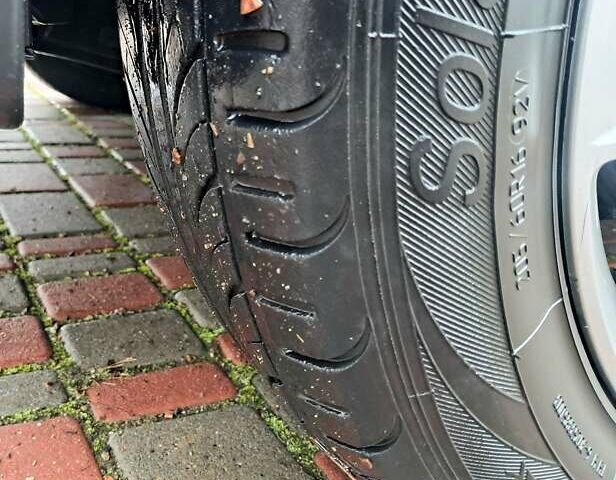 Білий Рено Сандеро, об'ємом двигуна 0.9 л та пробігом 135 тис. км за 8700 $, фото 16 на Automoto.ua