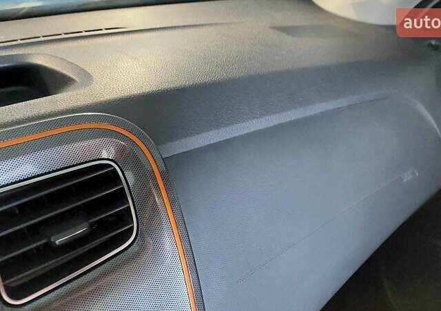 Белый Рено Сандеро, объемом двигателя 1.46 л и пробегом 65 тыс. км за 12500 $, фото 22 на Automoto.ua
