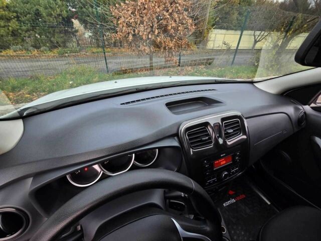 Белый Рено Сандеро, объемом двигателя 1 л и пробегом 70 тыс. км за 7499 $, фото 13 на Automoto.ua