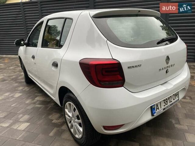 Білий Рено Сандеро, об'ємом двигуна 1.46 л та пробігом 188 тис. км за 7600 $, фото 8 на Automoto.ua