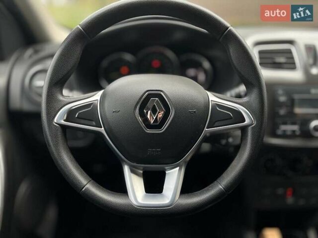 Рено Сандеро 2018 у Чернігові на Automoto.ua Білий Рено Сандеро, об'ємом двигуна 1.5 л та пробігом 174 тис. км за 9950 $, фото 9 на Automoto.ua