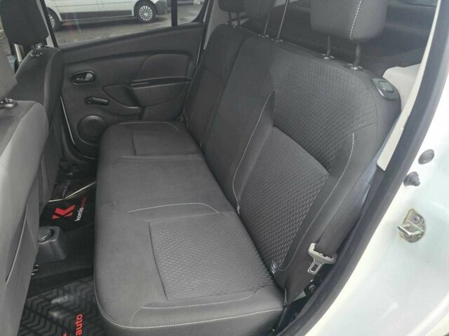 Белый Рено Сандеро, объемом двигателя 1 л и пробегом 70 тыс. км за 7499 $, фото 14 на Automoto.ua