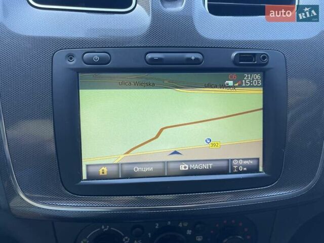 Білий Рено Сандеро, об'ємом двигуна 1.46 л та пробігом 130 тис. км за 8999 $, фото 35 на Automoto.ua