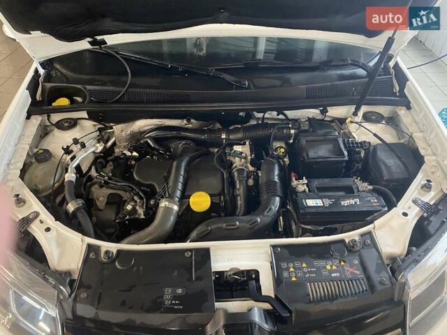 Білий Рено Сандеро, об'ємом двигуна 1.46 л та пробігом 188 тис. км за 7600 $, фото 7 на Automoto.ua