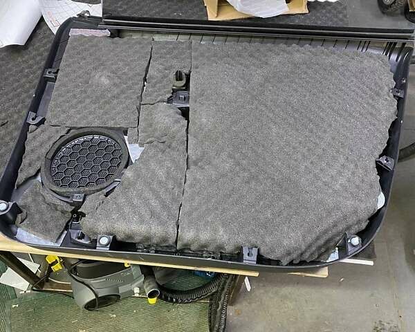 Белый Рено Сандеро, объемом двигателя 1 л и пробегом 60 тыс. км за 8200 $, фото 13 на Automoto.ua