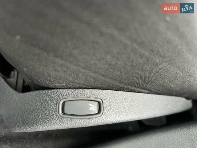 Рено Сандеро 2019 в Киеве на Automoto.ua Белый Рено Сандеро, объемом двигателя 1.46 л и пробегом 118 тыс. км за 9103 $, фото 20 на Automoto.ua