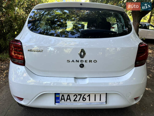 Белый Рено Сандеро, объемом двигателя 1.46 л и пробегом 73 тыс. км за 8200 $, фото 5 на Automoto.ua