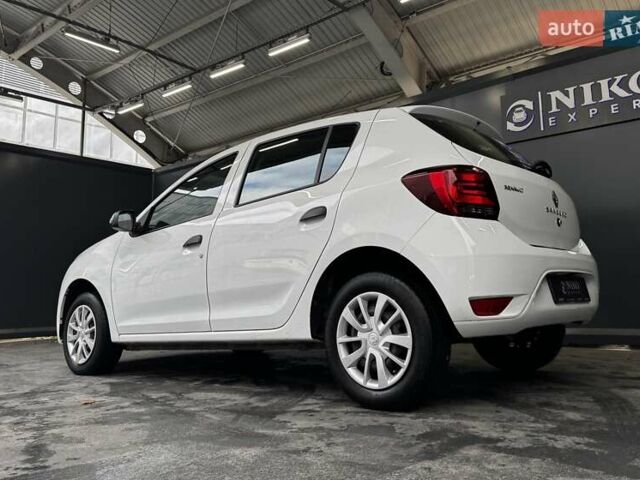 Белый Рено Сандеро, объемом двигателя 1.46 л и пробегом 76 тыс. км за 8900 $, фото 9 на Automoto.ua