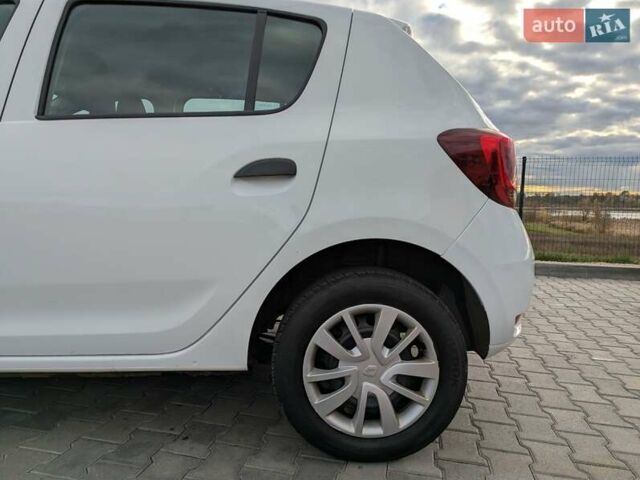 Рено Сандеро 2019 в Виннице на Automoto.ua Белый Рено Сандеро, объемом двигателя 1.46 л и пробегом 137 тыс. км за 8890 $, фото 10 на Automoto.ua