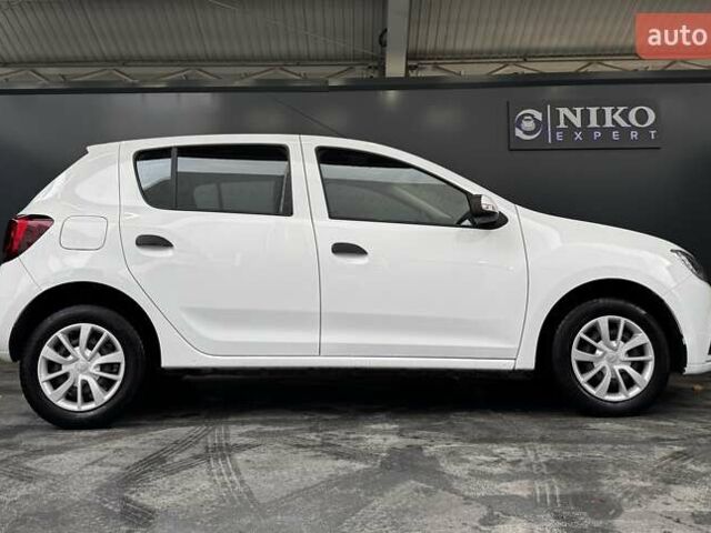 Белый Рено Сандеро, объемом двигателя 1.46 л и пробегом 76 тыс. км за 8900 $, фото 20 на Automoto.ua