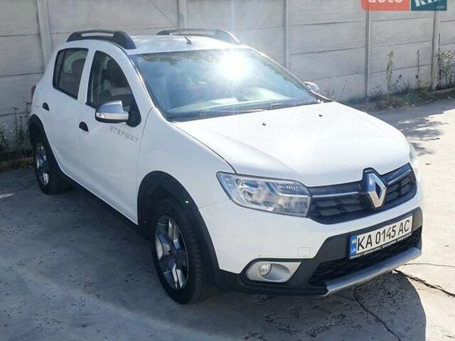 Білий Рено Сандеро, об'ємом двигуна 0.9 л та пробігом 180 тис. км за 9500 $, фото 2 на Automoto.ua