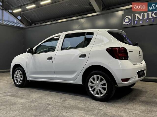 Белый Рено Сандеро, объемом двигателя 1.5 л и пробегом 73 тыс. км за 8500 $, фото 8 на Automoto.ua