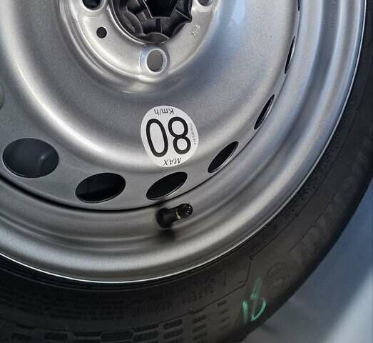 Білий Рено Сандеро, об'ємом двигуна 0.9 л та пробігом 13 тис. км за 9650 $, фото 43 на Automoto.ua