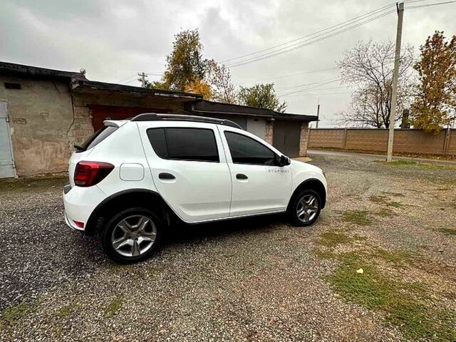 Білий Рено Сандеро, об'ємом двигуна 0.9 л та пробігом 57 тис. км за 9500 $, фото 3 на Automoto.ua