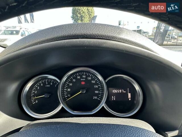 Белый Рено Сандеро, объемом двигателя 0.9 л и пробегом 106 тыс. км за 9300 $, фото 17 на Automoto.ua