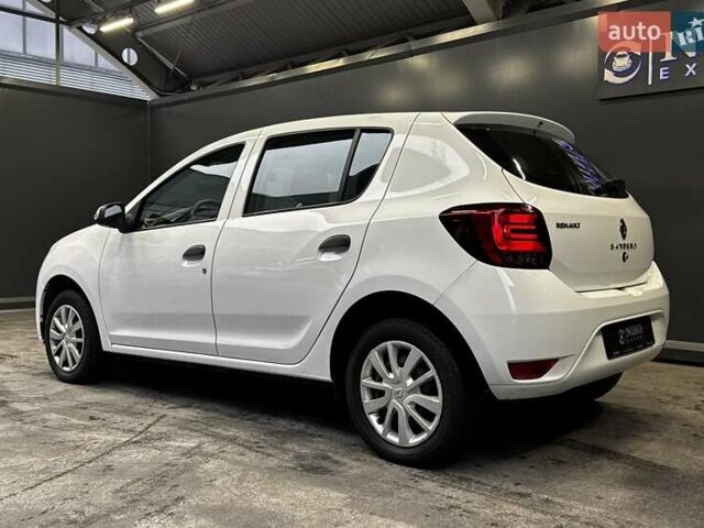 Білий Рено Сандеро, об'ємом двигуна 1.5 л та пробігом 91 тис. км за 9000 $, фото 9 на Automoto.ua