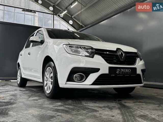 Белый Рено Сандеро, объемом двигателя 1.46 л и пробегом 76 тыс. км за 8900 $, фото 25 на Automoto.ua