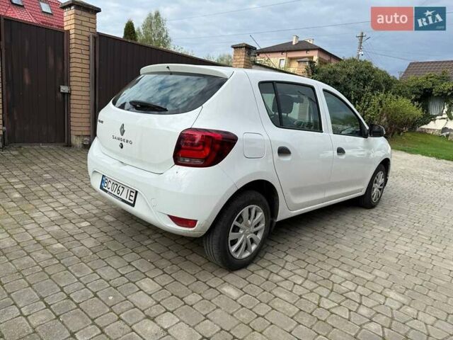 Белый Рено Сандеро, объемом двигателя 1 л и пробегом 60 тыс. км за 8200 $, фото 8 на Automoto.ua