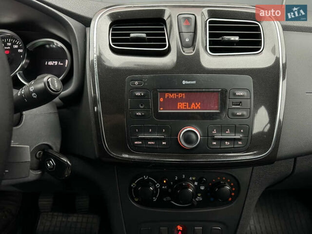 Белый Рено Сандеро, объемом двигателя 1.5 л и пробегом 118 тыс. км за 8900 $, фото 9 на Automoto.ua