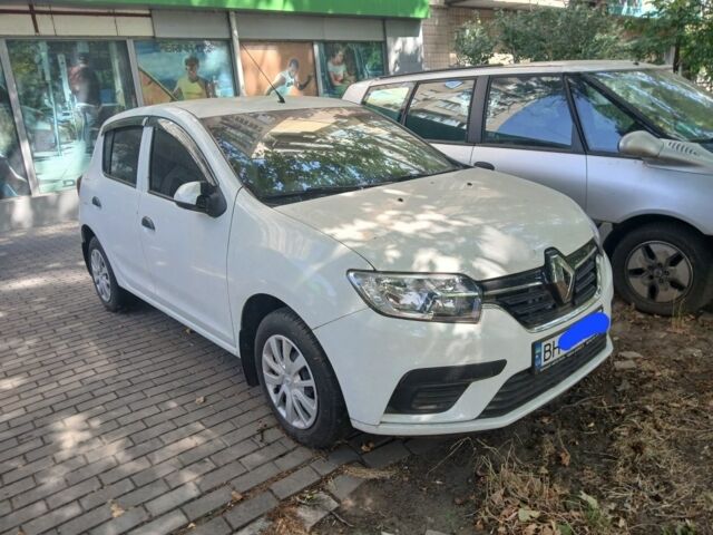 Белый Рено Сандеро, объемом двигателя 1 л и пробегом 13 тыс. км за 10500 $, фото 1 на Automoto.ua