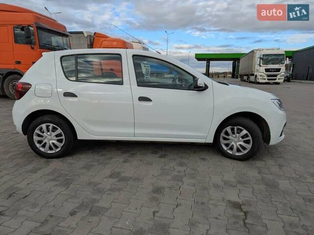 Рено Сандеро 2019 в Виннице на Automoto.ua Белый Рено Сандеро, объемом двигателя 1.46 л и пробегом 137 тыс. км за 8890 $, фото 4 на Automoto.ua