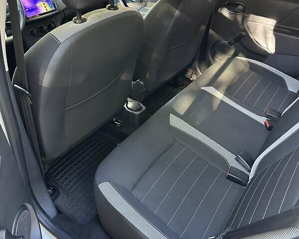 Білий Рено Сандеро, об'ємом двигуна 1.46 л та пробігом 58 тис. км за 10999 $, фото 8 на Automoto.ua