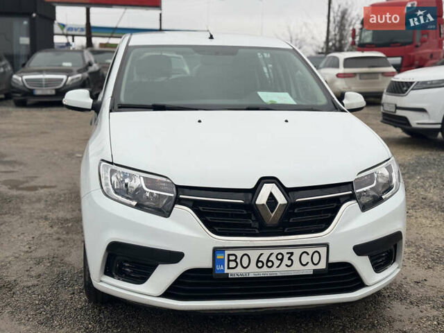 Білий Рено Сандеро, об'ємом двигуна 1 л та пробігом 36 тис. км за 9300 $, фото 30 на Automoto.ua