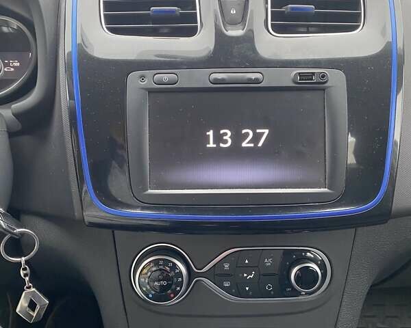 Белый Рено Сандеро, объемом двигателя 1.46 л и пробегом 58 тыс. км за 13300 $, фото 12 на Automoto.ua